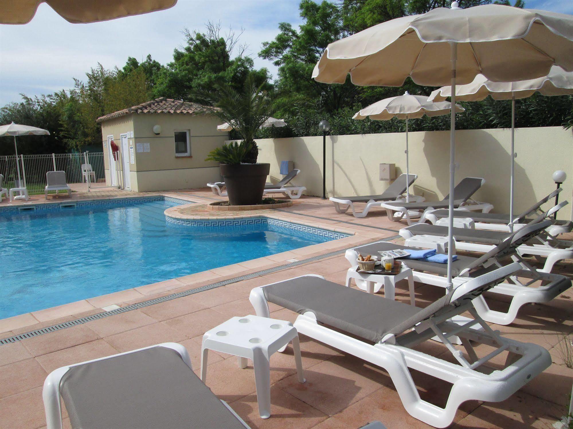 Hotel Ariane Istres Exterior foto